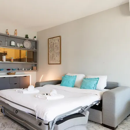 Belle Vue Centre Juan Les Pins, Avec Gardien ,parking Prive, 4 Pers, Front De *