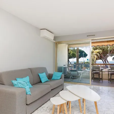 Belle Vue Centre Juan Les Pins, Avec Gardien ,parking Prive, 4 Pers, Front De Apartmán Antibes