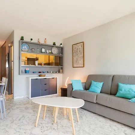 Apartmán Belle Vue Centre Juan Les Pins, Avec Gardien ,parking Prive, 4 Pers, Front De Antibes